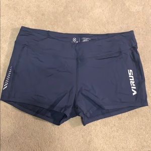 Virus Intl Stay Cool Data Training Short